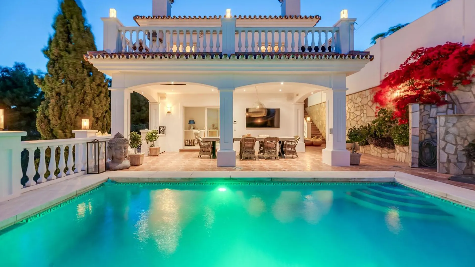 Villa With Sea Views & Heated Pool Benalmadena