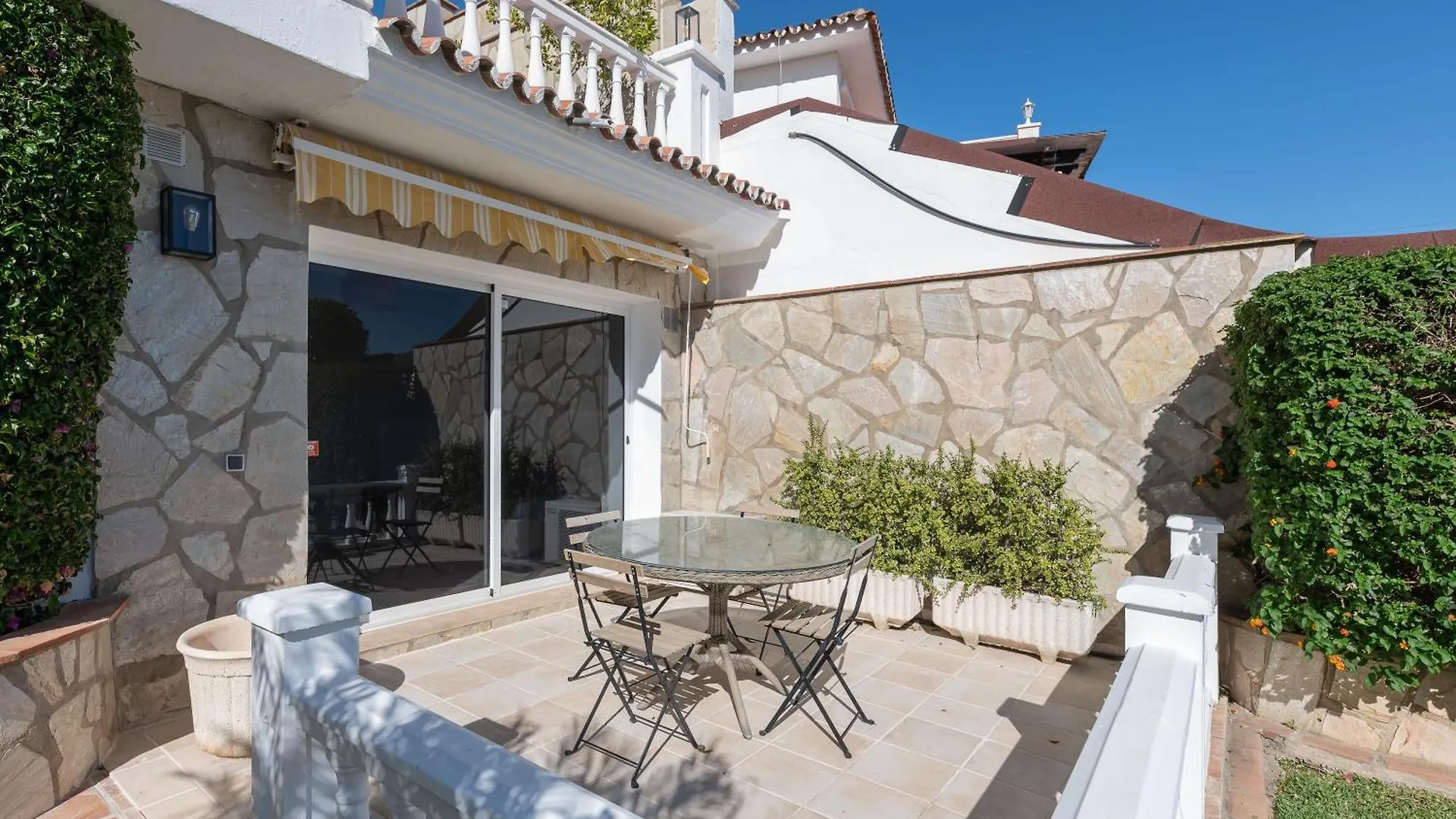 Villa With Sea Views & Heated Pool Benalmadena Spain