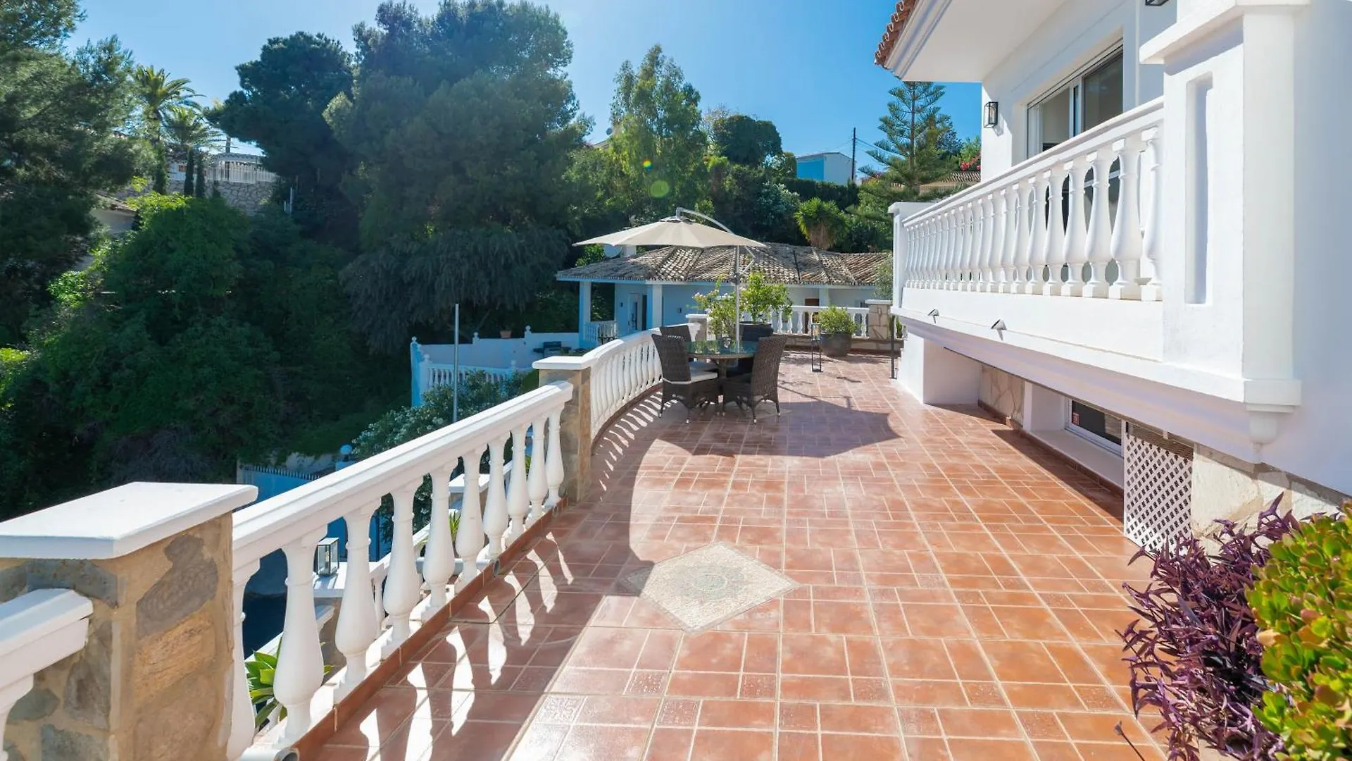 Villa With Sea Views & Heated Pool Benalmadena