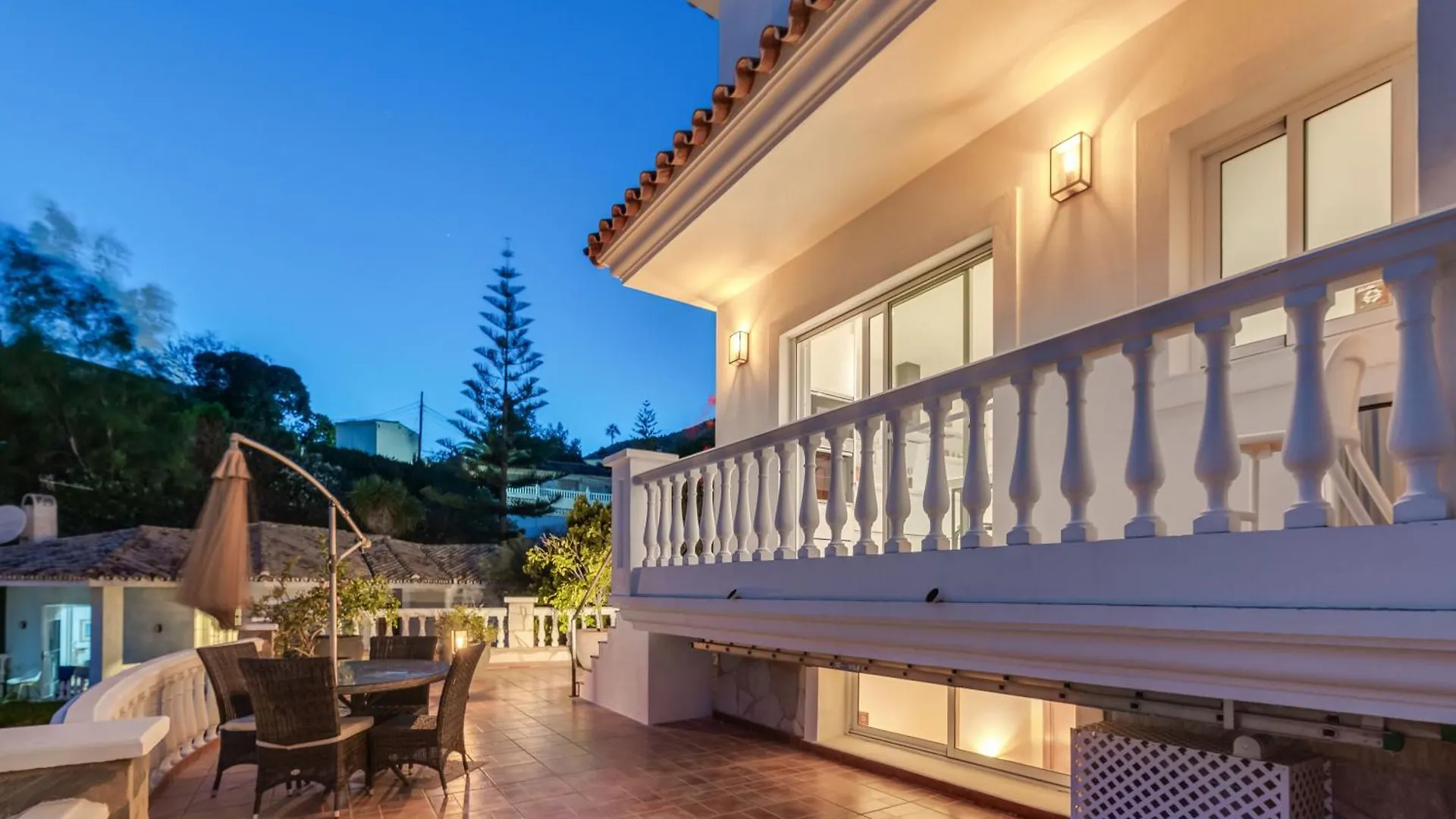 Holiday home Villa With Sea Views & Heated Pool Benalmadena Spain