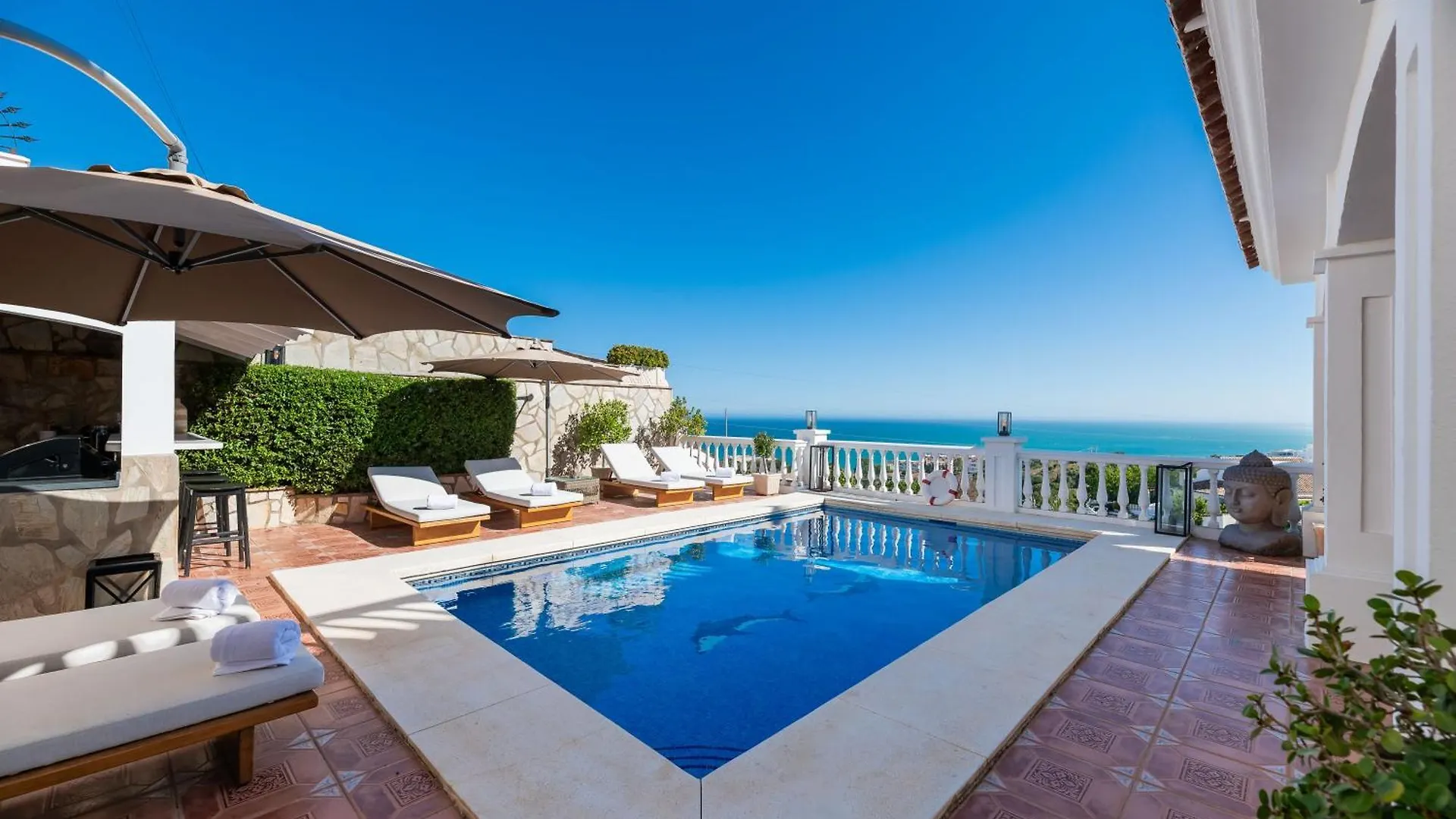 Villa With Sea Views & Heated Pool Benalmadena 0*,