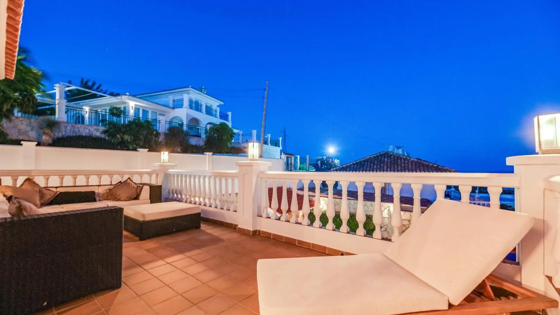 Villa With Sea Views & Heated Pool Benalmadena 0*,  Spain