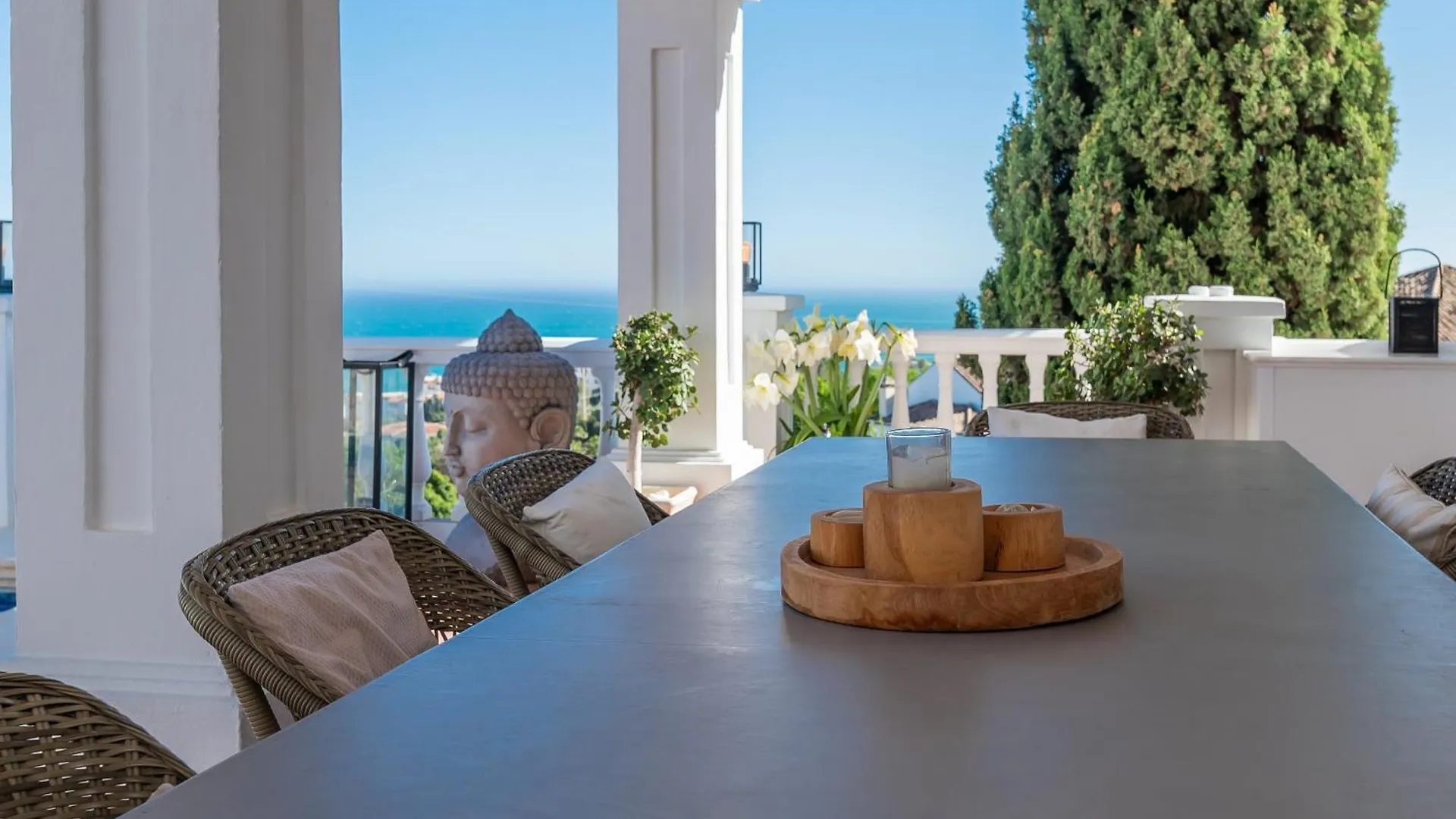 Villa With Sea Views & Heated Pool Benalmadena 0*,