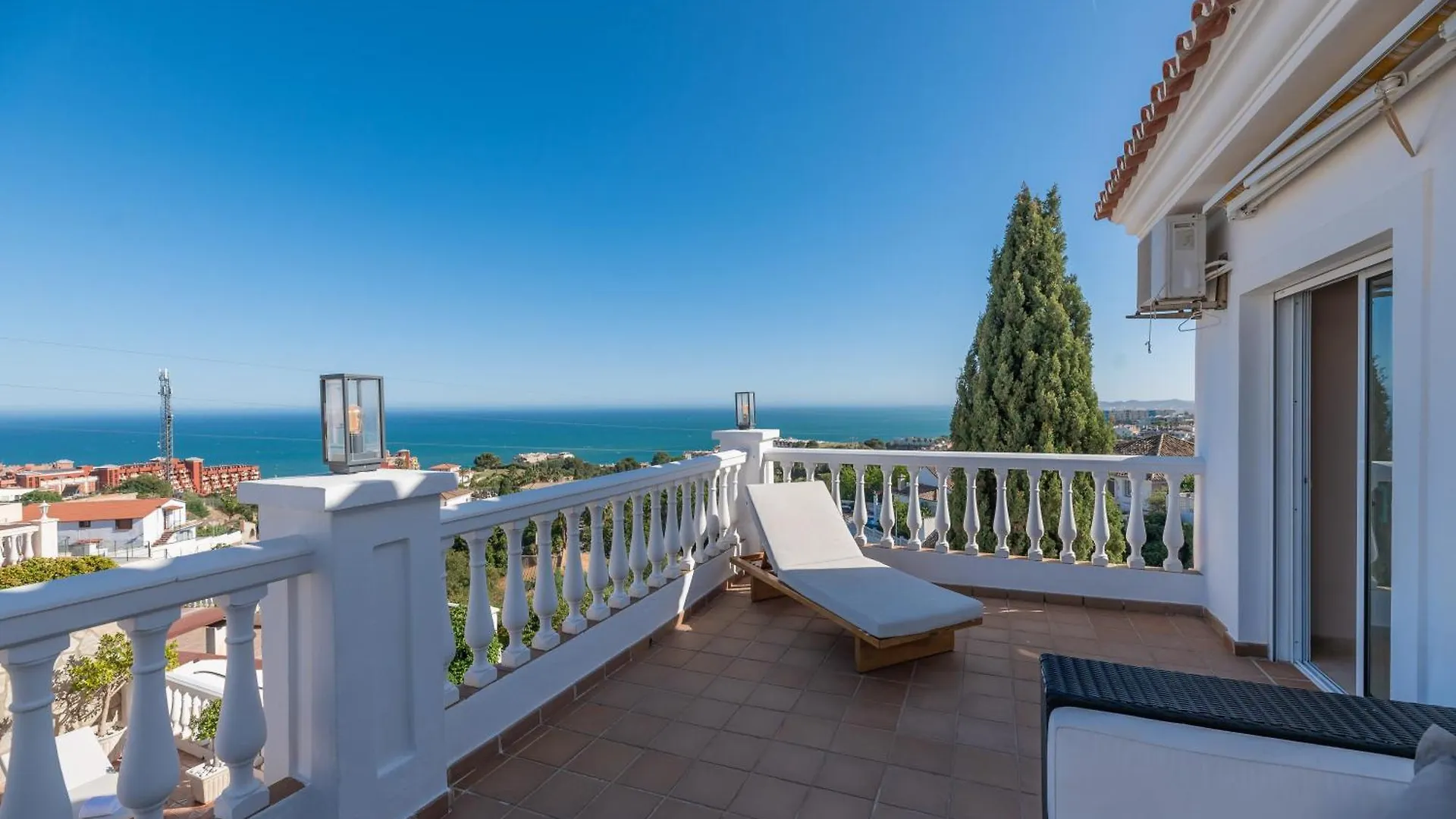 Villa With Sea Views & Heated Pool Benalmadena 0*,  Spain